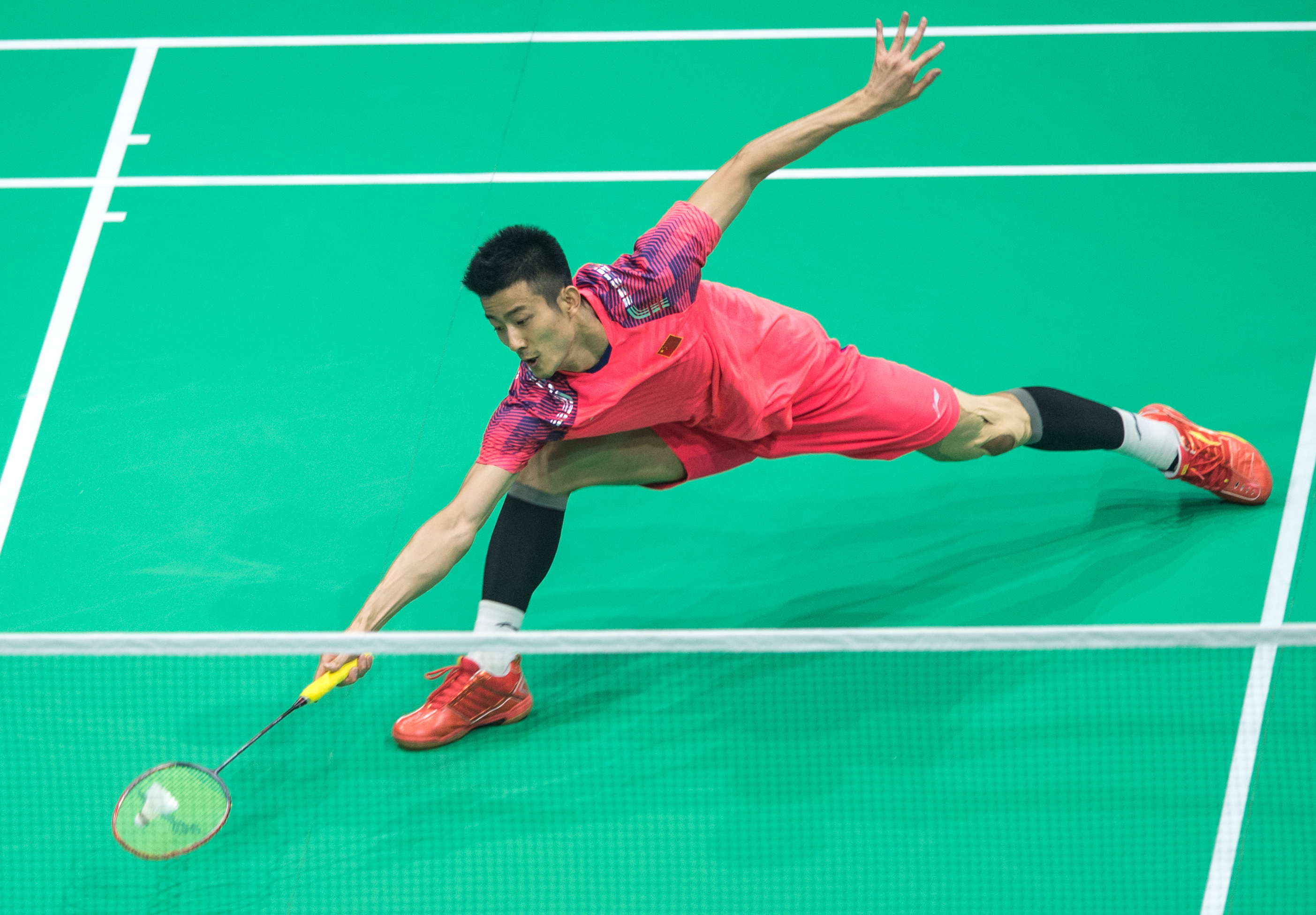 韩国羽毛球队力克泰国羽毛球队，谌龙高光表现