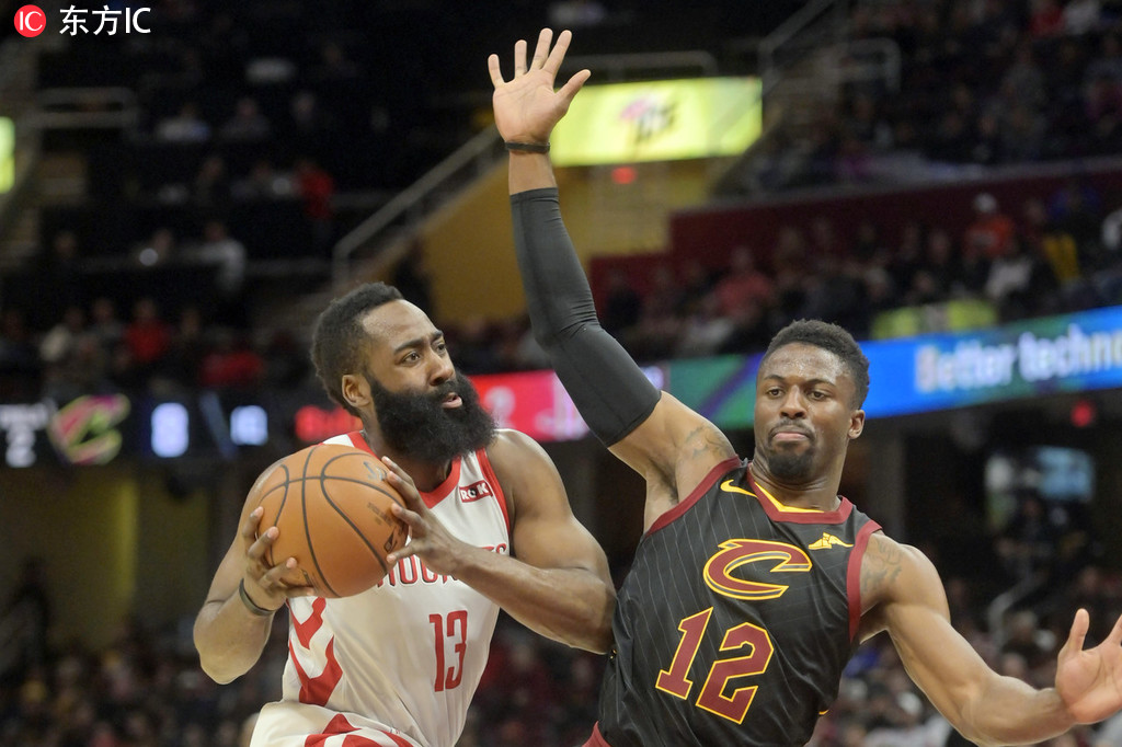 北京队险胜骑士，哈登带队取胜