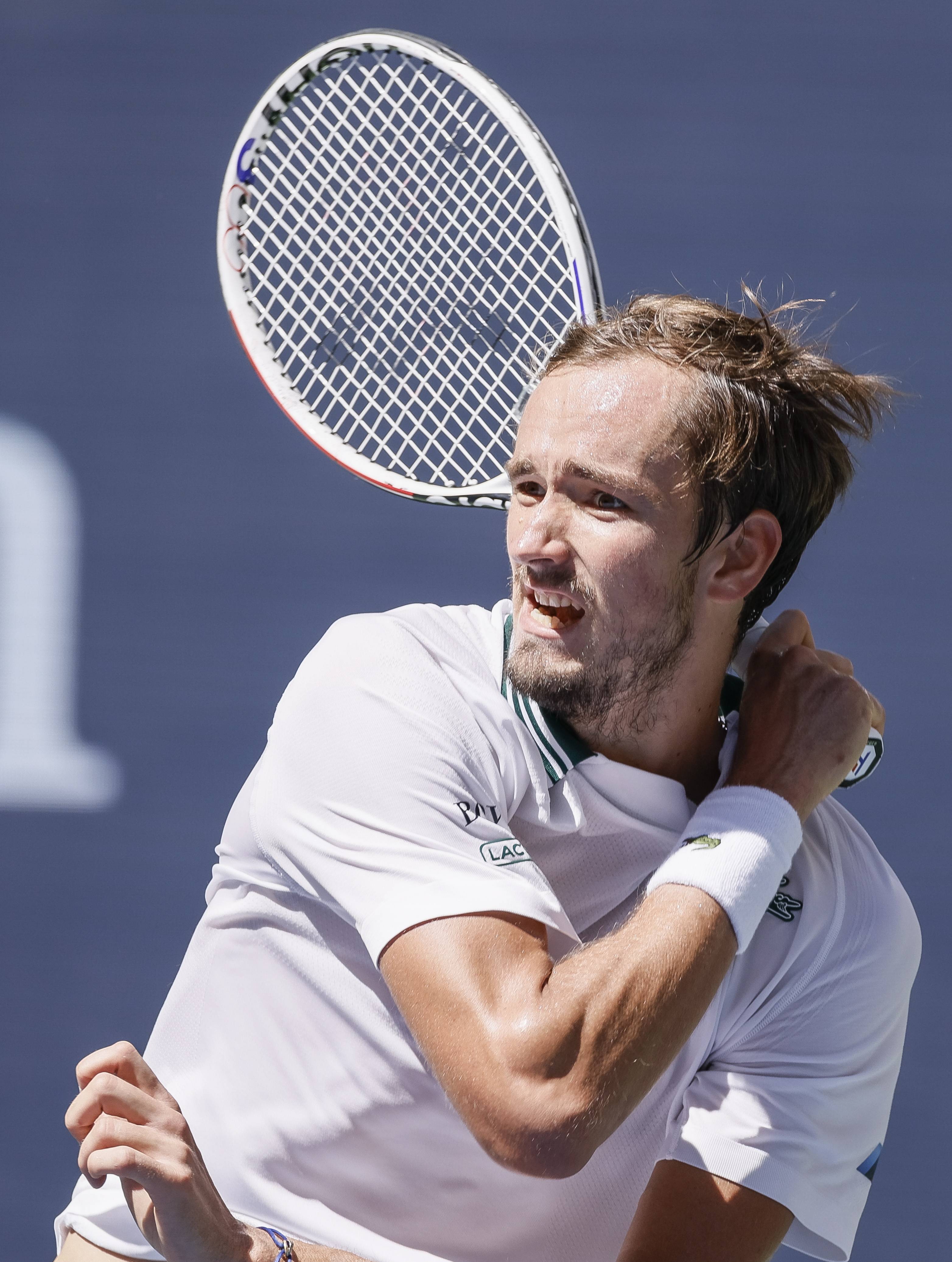 美网横扫戴维斯杯，梅德韦杰夫扛起全队