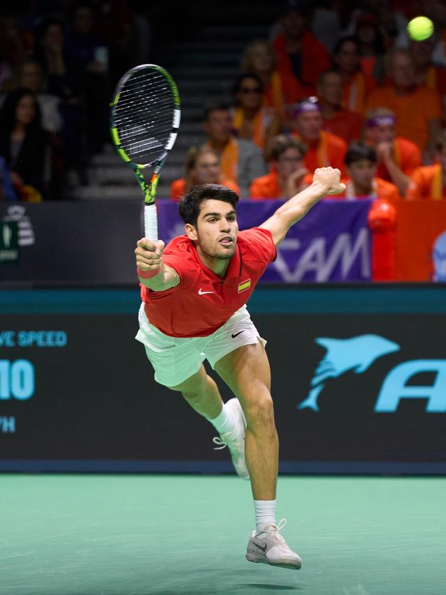 戴维斯杯碾压澳网，阿尔卡拉斯点燃赛场