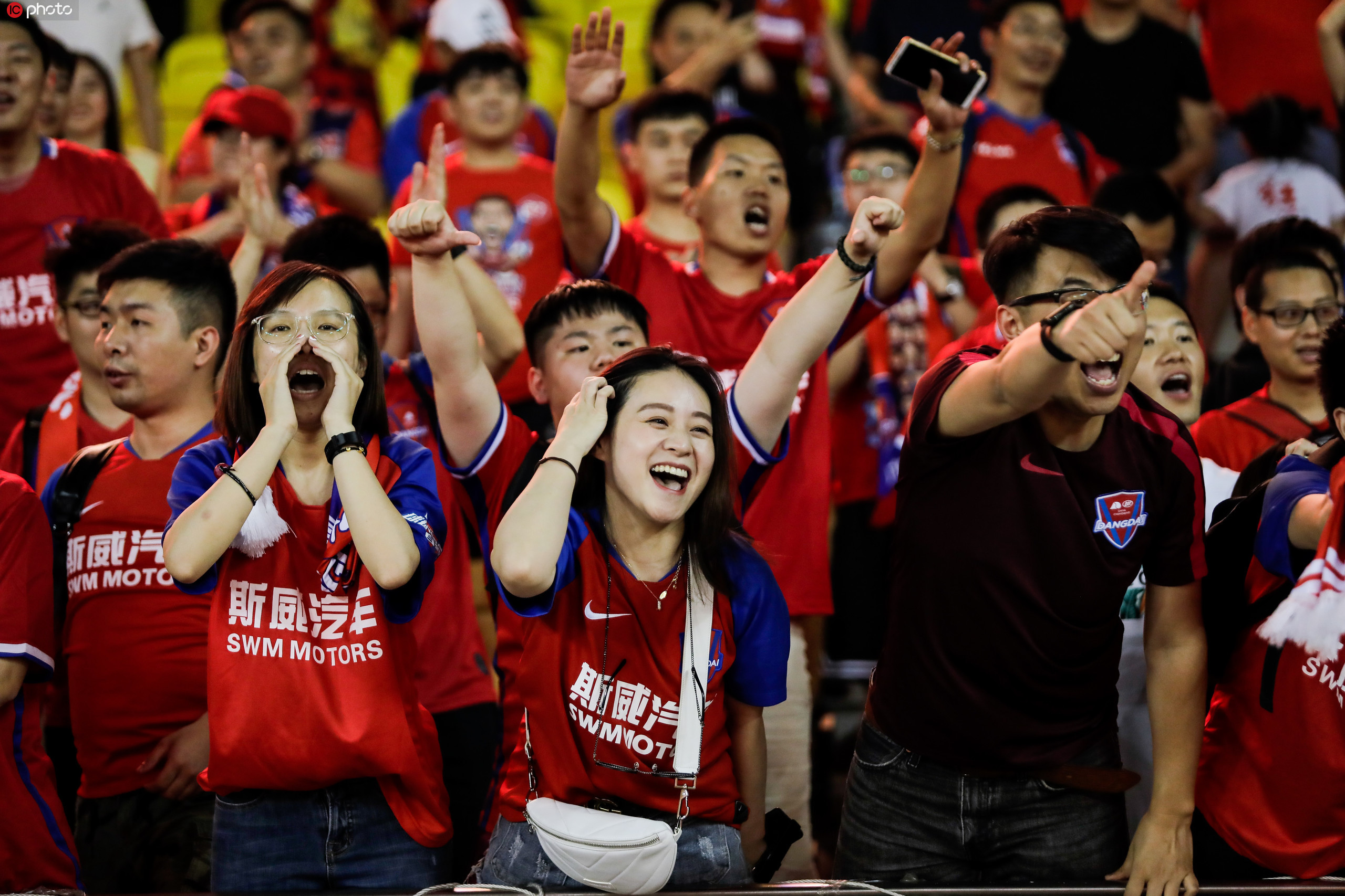 重要比赛打响，全国球迷关注焦点