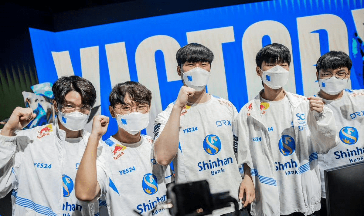 JDGaming碾压DRX，Upset关键制胜