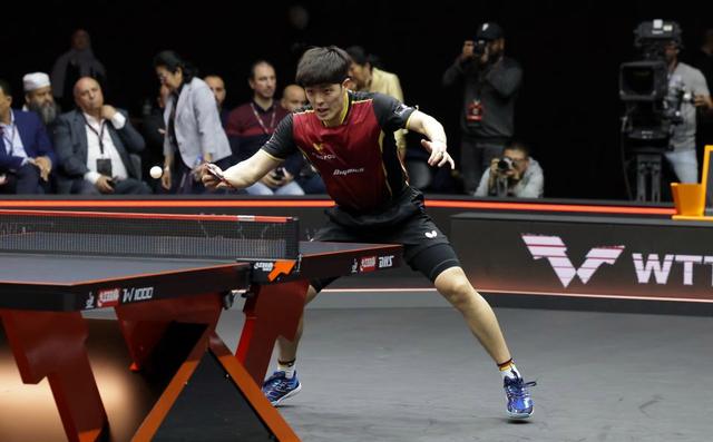 中国队险胜英格兰队，波尔高光表现