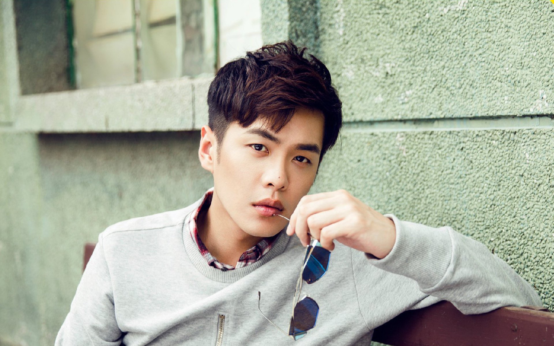 格列兹曼一锤定音，伊朗补时绝杀玻利维亚上演奇迹逆转